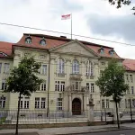  Staatskanzlei Brandenburg in der Heinrich-Mann-Allee 107, Potsdam